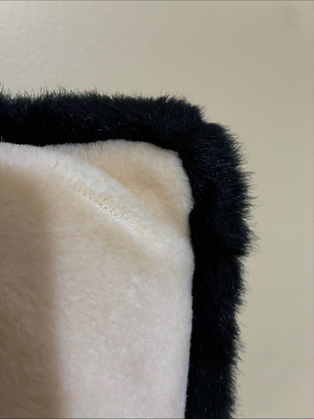 Angeltoy - CLINGING KTTY CAT PILLOW - Picture 7 of 9